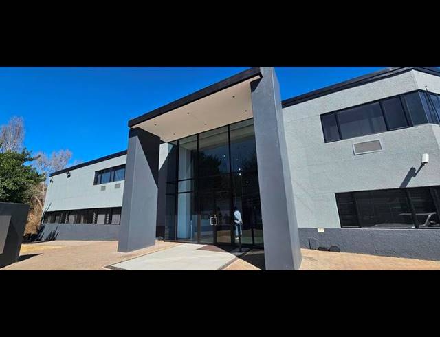 BUSINESS PROPERTY TO RENT IN HALFWAY HOUSE